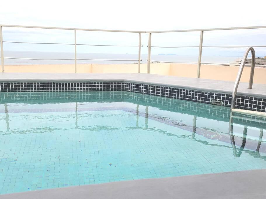 Apartamento Brejatuba Beira Mar Guaratuba Exterior foto